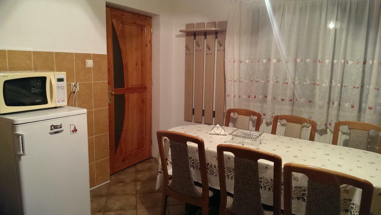فندق Casa Piatra Craiului Zărneşti المظهر الخارجي الصورة